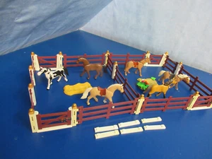 Ogromne ogrodzenie Sprzęgło Konie Rozszerzenie do 5221 stadniny jeździeckiej Playmobil 5367 - Zdjęcie 1 z 4