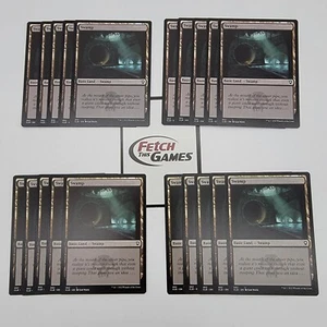20 Basic Land #462 - SAME ART - Swamp - Commander Legends (CLB) - Magic MTG FTG - Picture 1 of 2