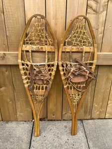 Grandes ZAPATOS DE NIEVE TORPEDO 36" X 10" Fijaciones de Cuero Listo para Usar ZAPATOS DE NIEVE - Imagen 1 de 2