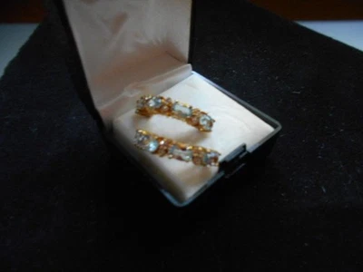 Pendientes de aro abierto de topacio azul NUEVOS EN ESTUCHE Foto 1 de 4