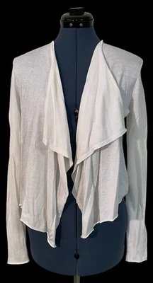 Cárdigan corto Lilly Pulitzer blanco frente abierto drapeado manga larga cápsula Y2K M Foto 1 de 4