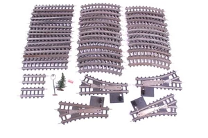 44 tlg. Set Schienen Gleise Handweichen Pappe + 3 Kleinteile Stadtilm Spur S - Bild 1 von 4