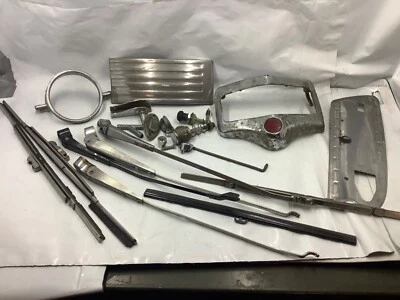 Lote de piezas Ford y Plymouth Foto 1 de 4