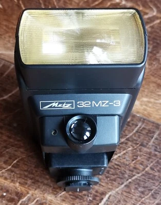 Neu Metz Mecablitz 32 MZ-3 Aufsteckblitz OVP Dachbodenfund - Bild 1 von 4