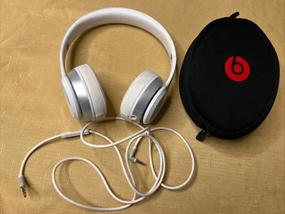 Beats by Dr. Dre Solo HD - On-Ear Headphones (White) | Tested Working | - Image 1 of 4
