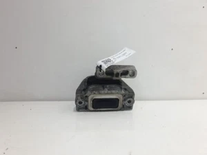 VW Golf Mk5 2007 ENGINE MOUNT (DRIVER SIDE) 1K0199262 - Picture 1 of 5