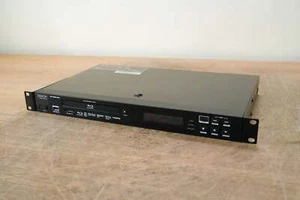 Denon DN-500BDMKII Professional Blu-Ray, DVD and CD/SD/USB Player CG01FFU - Picture 1 of 6
