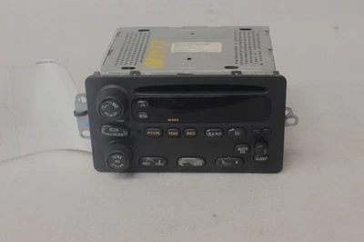 Genuine OEM Oldsmobile Black Radio AM FM CD Player Fits 2002 Oldsmobile Intrigue - Image 1 of 4