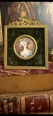Antiguo retrato en miniatura de María Antonieta - Francia siglo XIX Foto 1 de 4