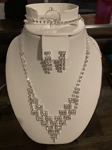 10 Sets Tschechische Simulierte Kristall Diamant Halskette Set Braut Modeschmuck - Bild 1 von 5