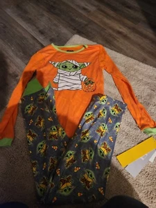 2 pc sleep Set Pumpkin Halloween Pajamas Size 10 star wars Mandalorian yoda NEW - Picture 1 of 1