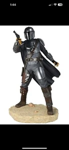Star Wars The Mandalorian (Beskar Armor) 1:7 Scale Figure - Picture 1 of 5
