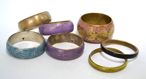 7 x Vintage & Modern Coloured Brass & White Metal Bracelets Bangles Ethnic - Picture 1 of 11