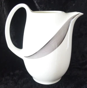 Wedgwood Apollo Shape 225 Coffee Pot with no lid c. 1985 - Picture 1 of 12
