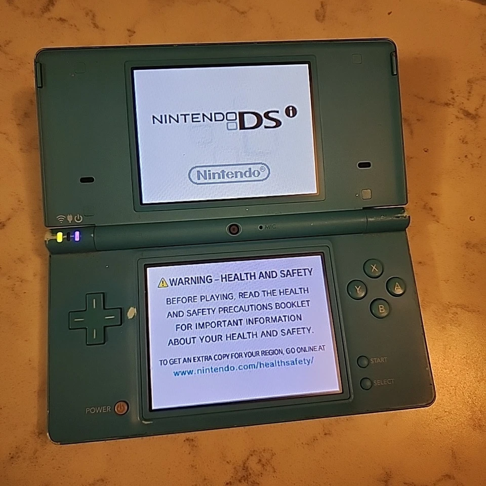 READ TEAL BLUE Nintendo DSi Handheld Game System for Parts/Repair - Image 1 of 4