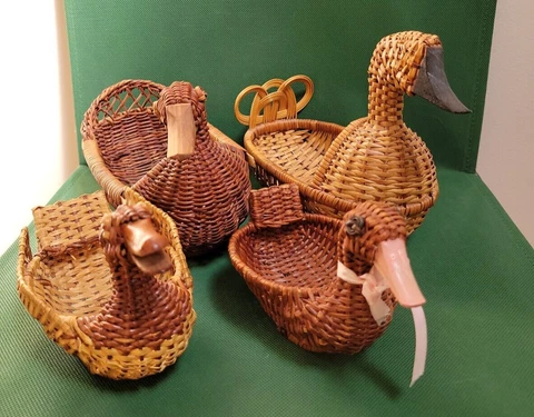 LOT/4 Wicker Woven Duck Baskets with Wood Beak planters Cover