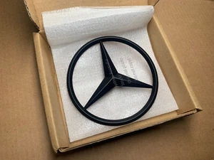 OEM Matte Black Rear Star Badge Replacement for BENZ C200 C63 W204 2007 ~ 2014 - Picture 1 of 3