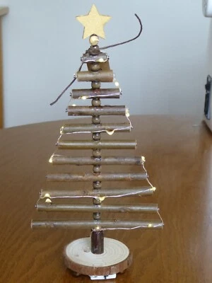 Christmas tree natural Nordic willow twigs on log base with 20 lights 24cm - Image 1 of 4