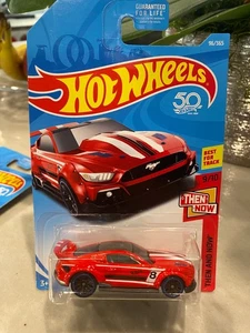 Ford Mustang #96 2018 Hot Wheels entonces y ahora personalizado '15 rojo - Imagen 1 de 1