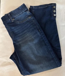 Kim Rogers Tummy Control Capri Women's size 6 Caspian Wash Blue Denim jeans - Picture 1 of 5