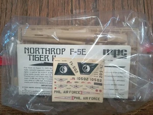 1/72 MPC Northrop F5E Tiger II High Performance Lightweight Fighter Kit# 4209 - Picture 1 of 3