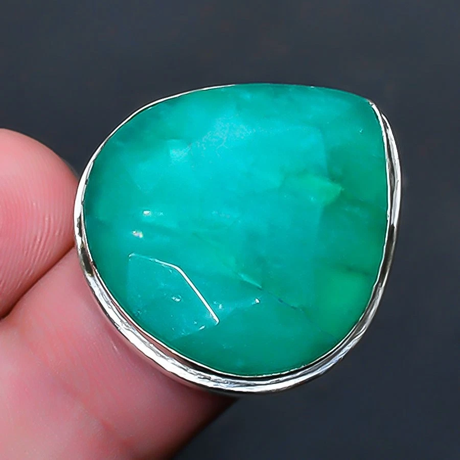 Anillo de joyería hecho a mano con piedras preciosas de esmeralda talla 7,5 de EE. UU. Foto 1 de 1