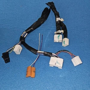 97 Toyota Camry Center Console Wiring Harness Plugs Assorted - Picture 1 of 4