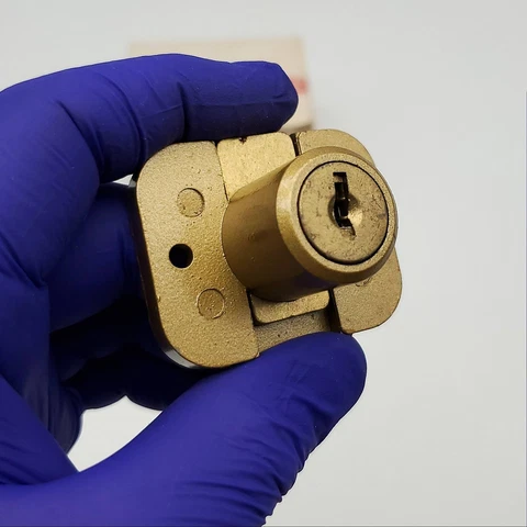6x Yale Cabinet Drawer Lock No 9660 Brass US3 Keyed LL52 Vintage NOS Cover