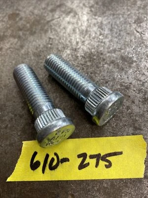 Perno de rueda Dorman 610-275 cantidad 2 Foto 1 de 2