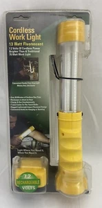 Vintage NOS Bayco CordLess Work Light SLR-9000C HTF Discontinued Rechargeable - Picture 1 of 4