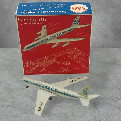 De colección Siku Airliner 1:250 Alemania - Boeing 707 Pan American Airlines en caja años 60 Foto 1 de 4