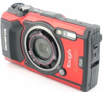 Cámara digital compacta Olympus Tough TG-5 roja F2 ~ F4,9 1/2,33 pulgadas CMOS Foto 1 de 4