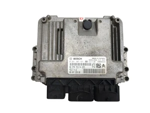 Unidad de control ECU CITROEN C4 PICASSO II 1.6 THP 156PS/115kW 9804723880 0261S07931 - Imagen 1 de 4