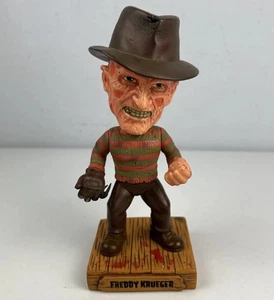 Figura Cabeza Bobble Freddy Krueger Pesadilla en Elm Street Funky Wacky Wobbler - Imagen 1 de 8