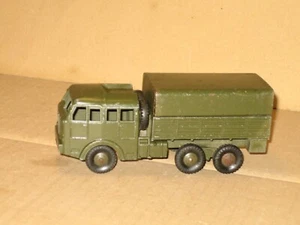 DINKY TOYS  ref  80 D    berliet  TOUS TERRAINS - Photo 1/5