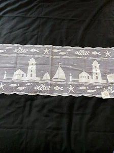 Vintage Heritage Lace Harbor Light Tischläufer 14” x 36” weiß Leuchtturm Boote - Bild 1 von 4