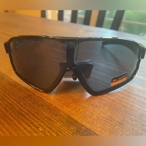 X-Loop sunglasses - Picture 1 of 5