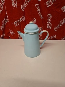Vintage Baby Blue Enamel Teapot - Foto 1 di 10