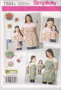 1554 SIMPLICITY - APRONS - Kids Sz S-L Adults Sz S/M/L & 18" Doll - Picture 1 of 2