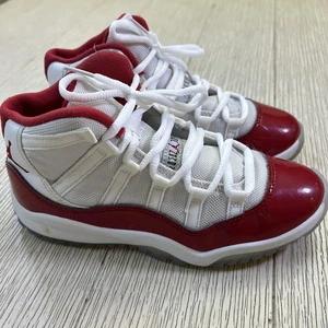 Air Jordan 11 Retro Cherry Shoes Youth Size 3.5Y White Red 378039-116 Basketball - Picture 1 of 12