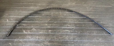 Moldura de parabrisas de cubierta delantera BMW - 51-31-7-061-967 - para BMW 323i, 325i y más Foto 1 de 3