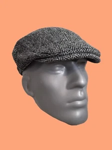 Hartside HS14 Scottish Highland Harris Tweed® Flat Cap BLACK - GRAY - PICK SIZE - Picture 1 of 12