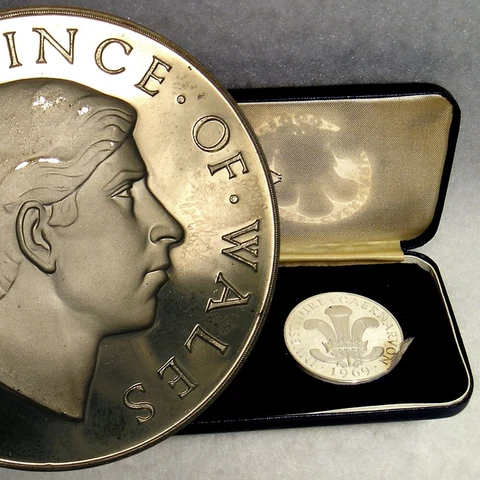 Charles, Prince of Wales, 1969 Investiture Silver Medal Proof Set #628 * RARE * Cover