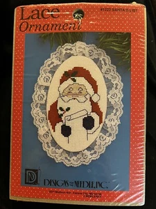 NEU Designs für die Nadel - Spitze Weihnachtsschmuck Kit - 1222 Weihnachtsmannsliste  - Bild 1 von 2