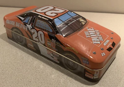 Coche de carreras de hojalata coleccionable NASCAR Tony Stewart #20 Home Depot #60037. NUEVO ~ Precintado Foto 1 de 4