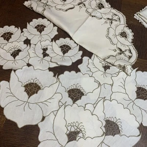 Manteles y posavasos de algodón cortados hechos a mano de calidad vintage - Imagen 1 de 4