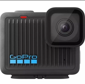 GoPro HERO 4K Compact Action Camera NEW - Picture 1 of 5
