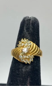 14K H.G.E Clear Crystals SZ 5 1/2 Ring 3.9 g - Picture 1 of 7