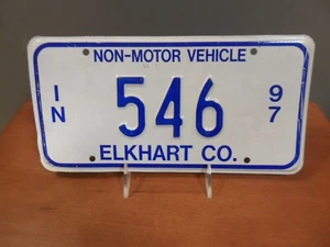 1997 INDIANA, IN, targa veicolo non a motore contea di Elkhart 546 passeggino Amish - Foto 1 di 3