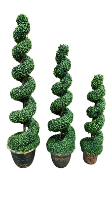 Large Indoor Outdoor Realistic Artificial Spiral Topiary Tree 120-180cm (4-6ft) - Image 1 of 4